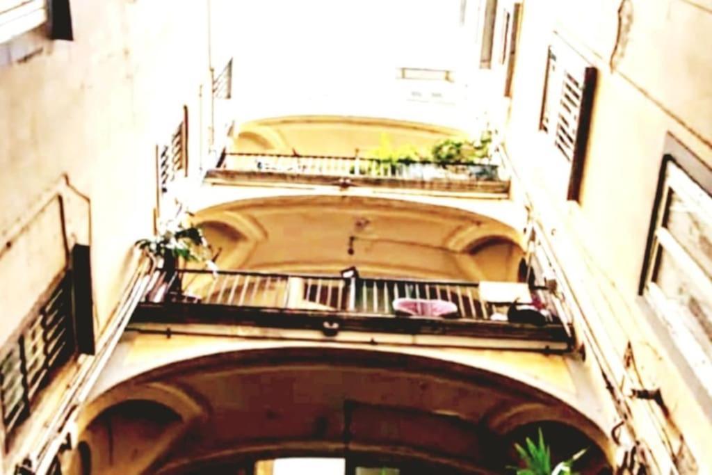 La Casa Del Principe A Colori Leilighet Napoli Eksteriør bilde