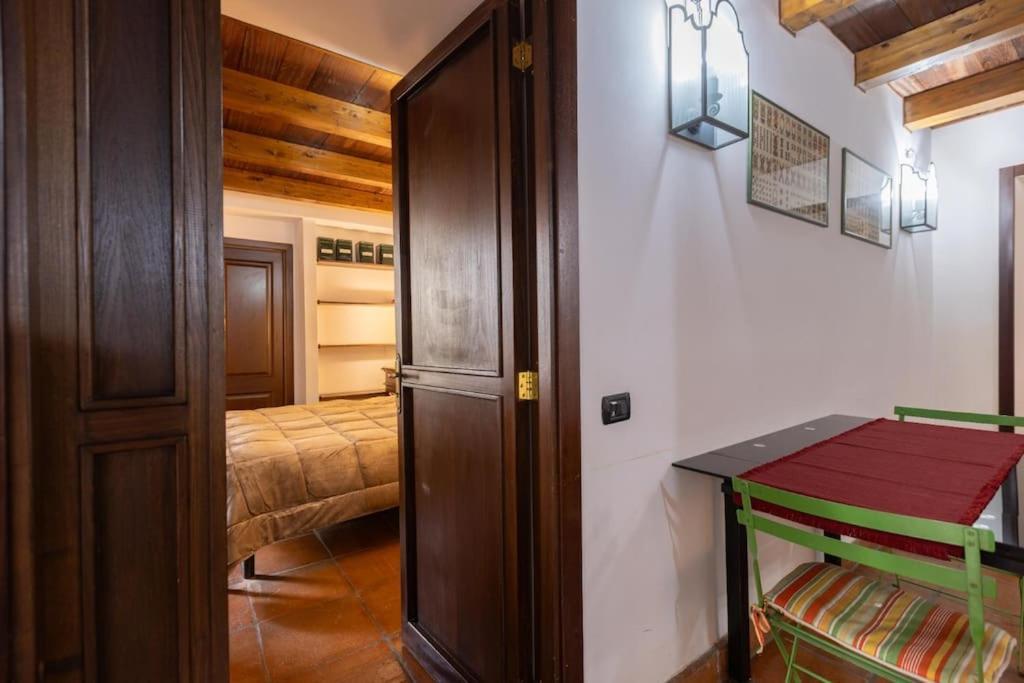 La Casa Del Principe A Colori Leilighet Napoli Eksteriør bilde